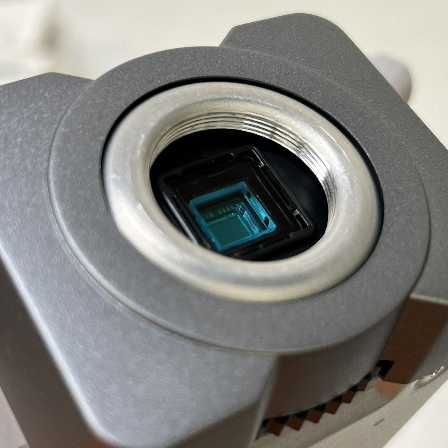 Sony SSC-DC593 DynaView Color Video Camera