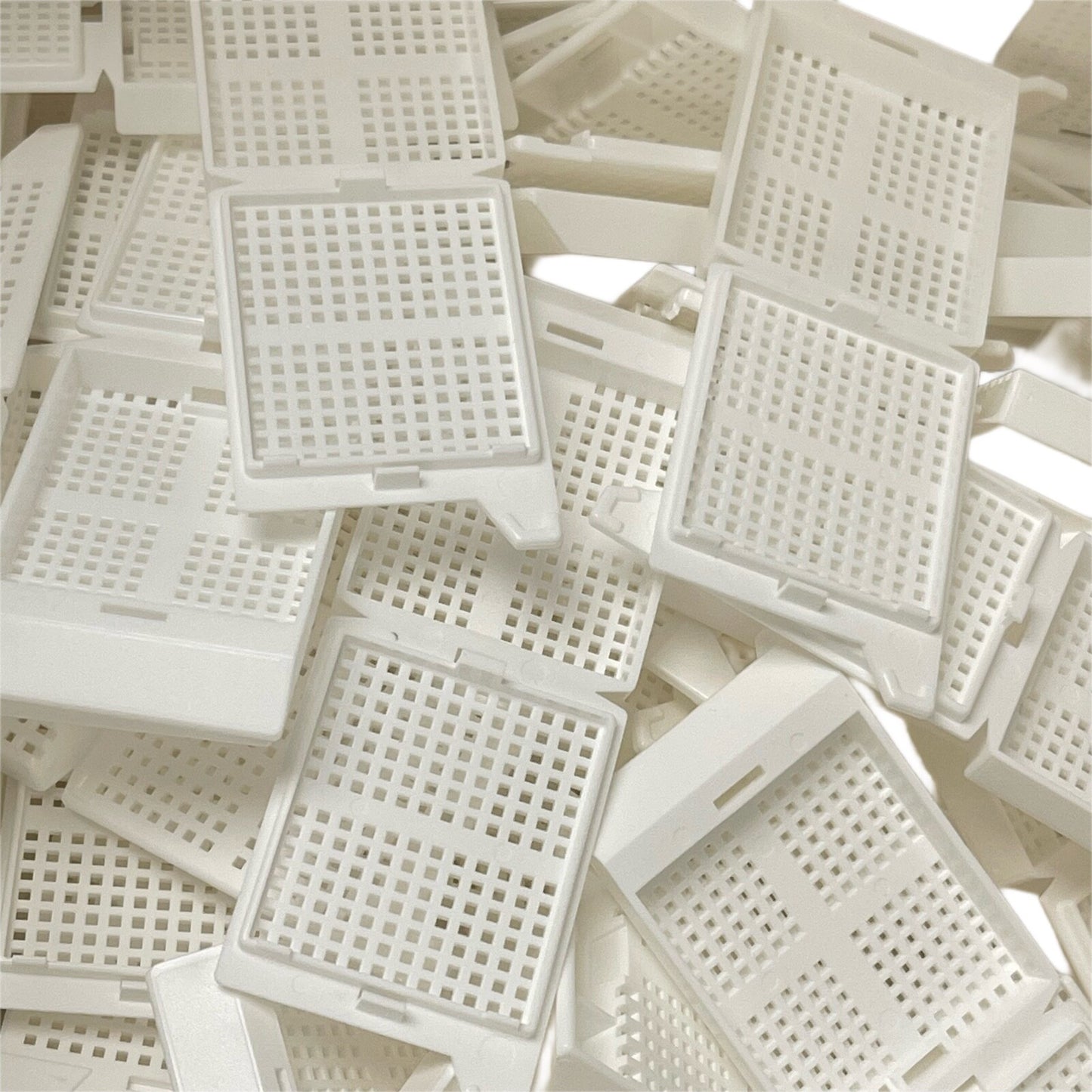 Sakura REF 4086 Tissue-Tek Biopsy Uni-Cassette (QTY-250)