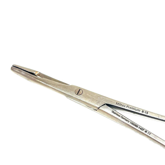 Integra Miltex 8-15 Olsen-Hegar Needle Holder, 5½in., Serrated, Regular Jaws