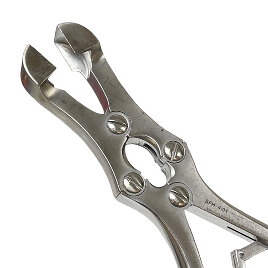 V. MUELLER CH-584 Sauerbruch rib rongeur forceps Double-action. Square jaws 12in