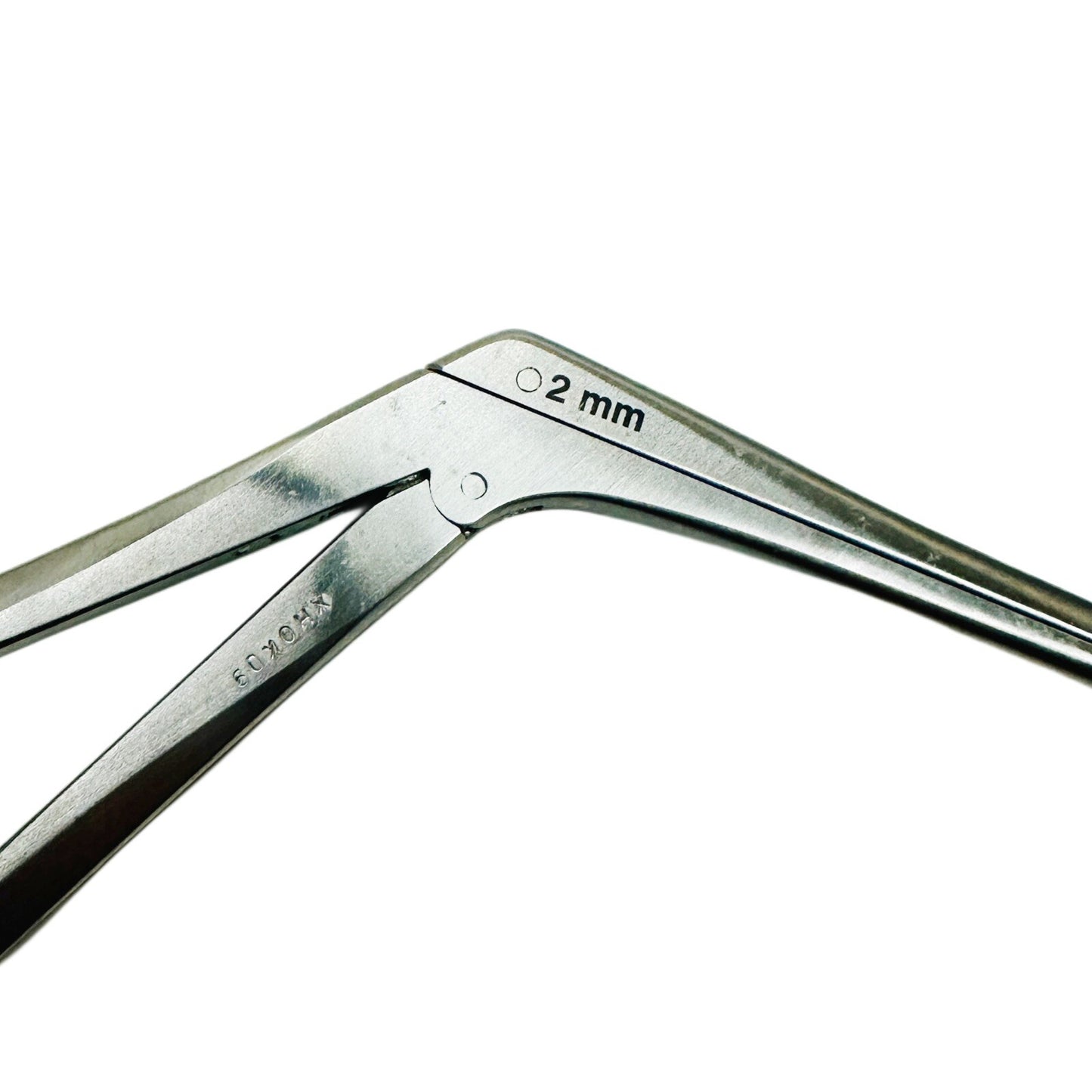 V. Mueller NL-6240 Pea Pod Rongeur 2mm Wide Jaws, 5-1/2 Inch Length