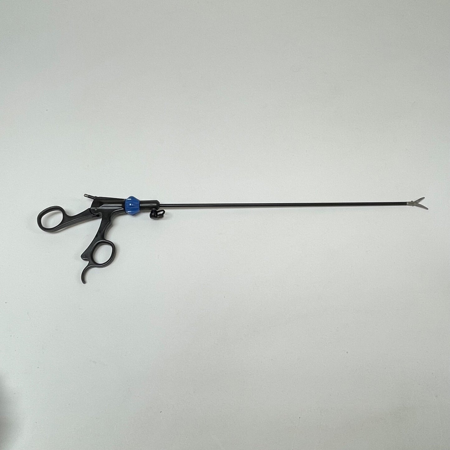 R. WOLF 8393.0248 Scissors, Metzenbaum, "Grip Line", 5 mm A˜, 310 mm WL W/ Handle