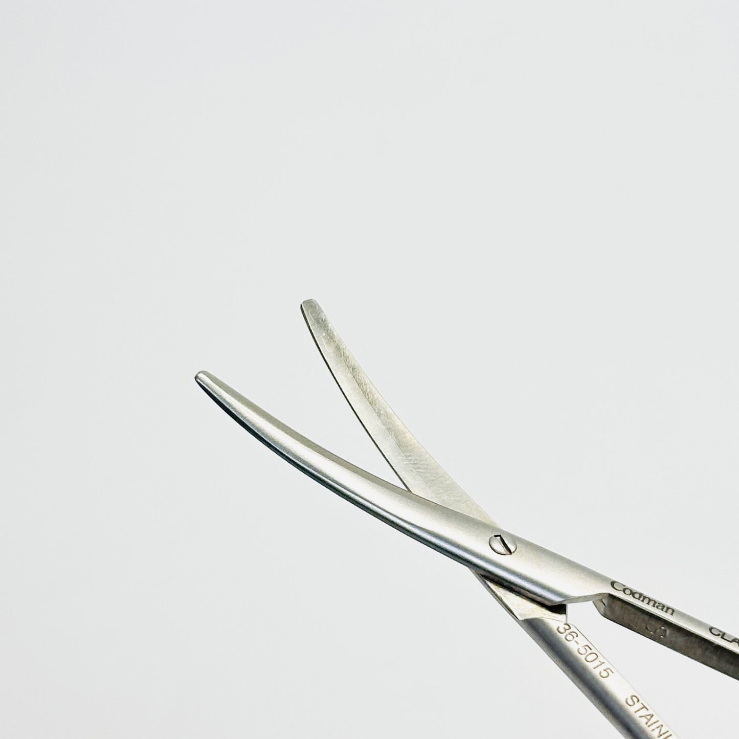 CODMAN 36-5015 CLASSIC PLUS Dissecting Scissors, standard, Length 5 3/4"