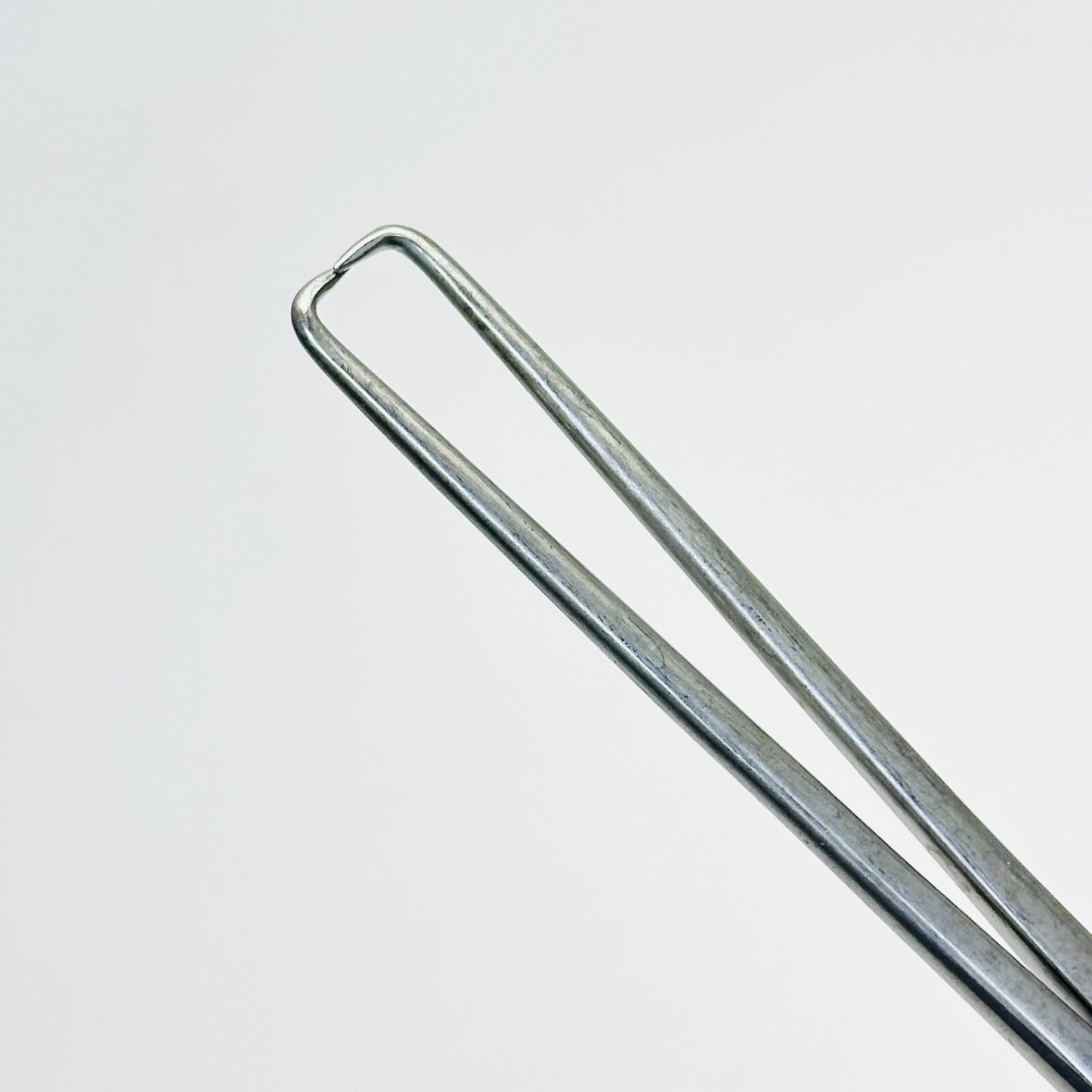 V. MUELLER GL850 Tenaculum Forceps 9-1/2 Inch, Squared 1 X 1 Prongs