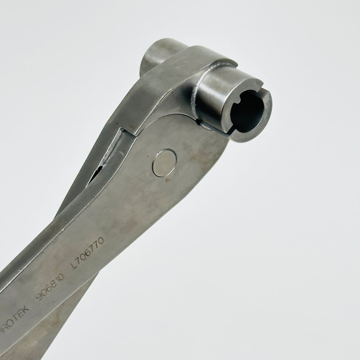 Arthrotek / W. Lorenz 28-1015 / 906810 10mm BTB Crimping Pliers Instrument