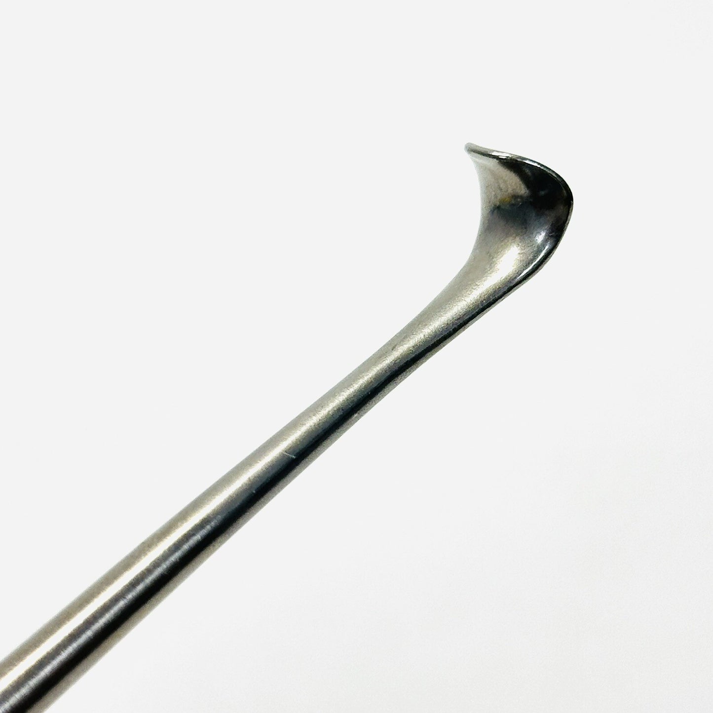 V. Mueller NL1003 Retractor, Cushing Straight Plain Edge 8 3/4 Inch