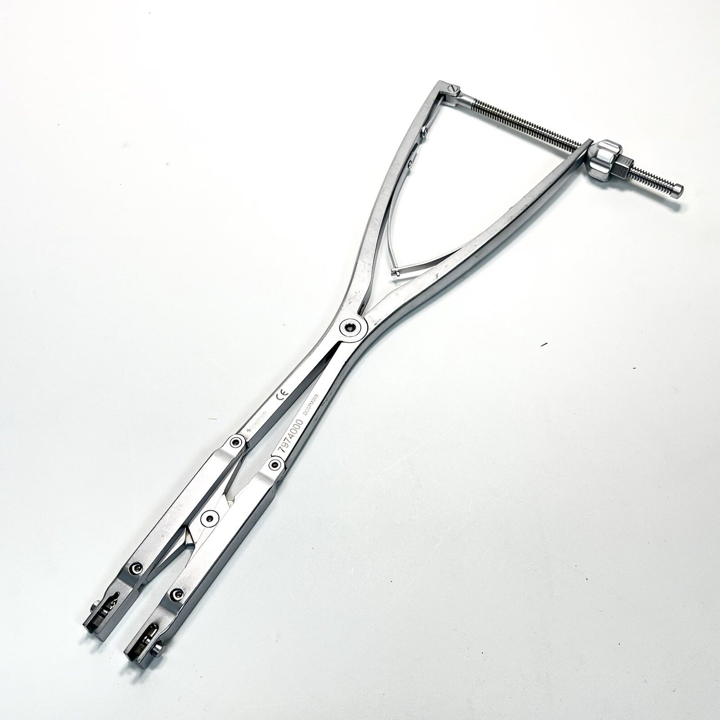 Medtronic 7974000 XVBR Large Distractor Instrument