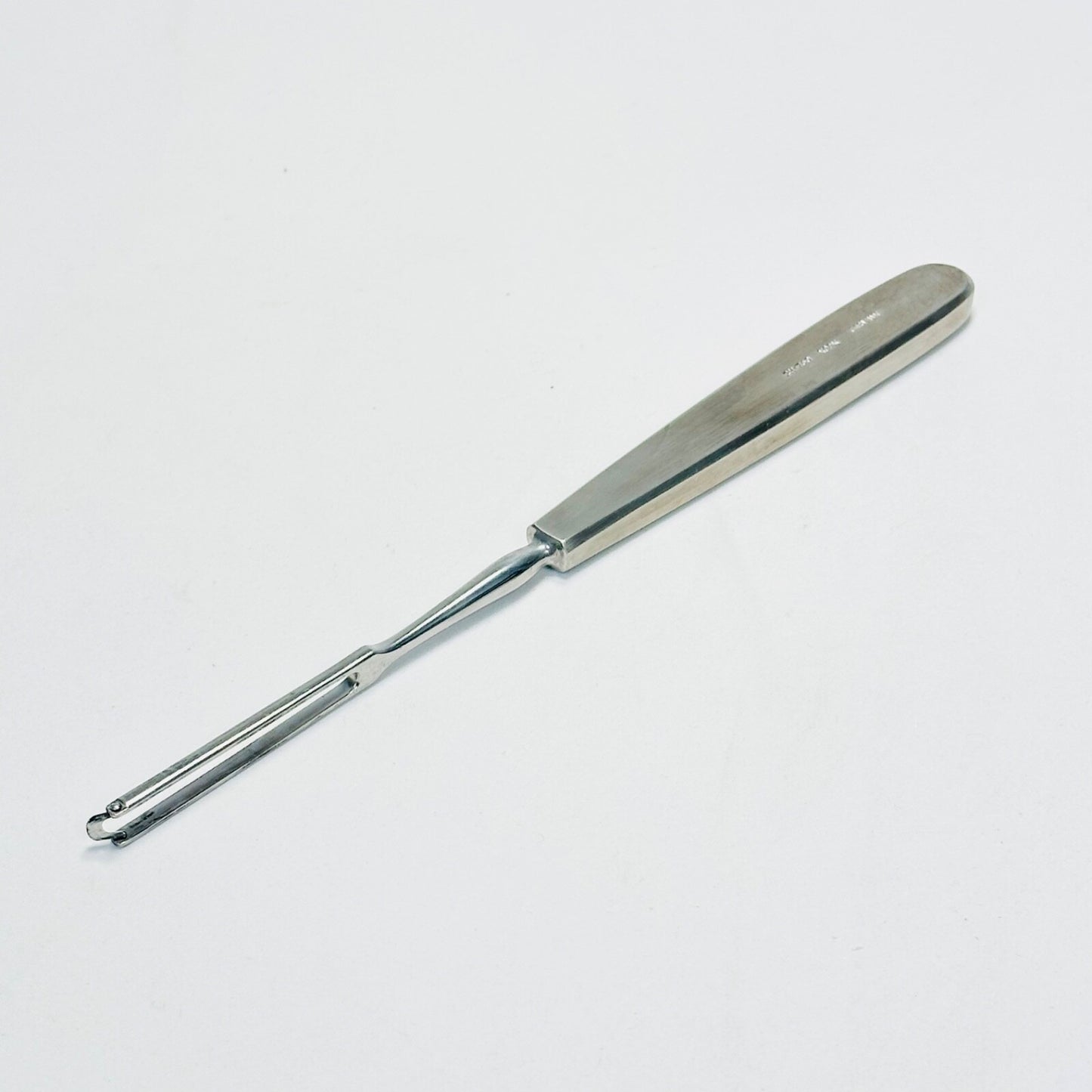 V. MUELLER RH-760 Swivel Knife Ballenger 4 mm Tip Width X 7-3/4 Inch Length