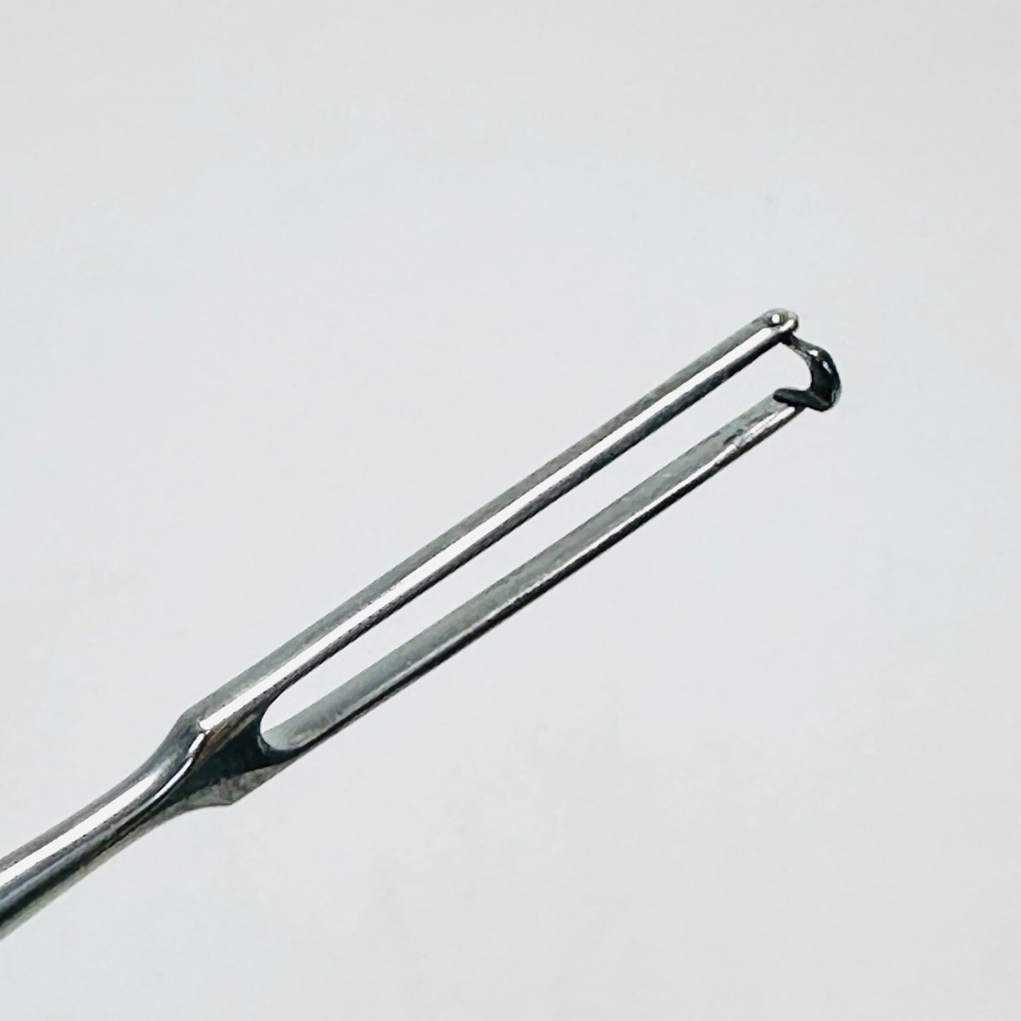 V. MUELLER RH-760 Swivel Knife Ballenger 4 mm Tip Width X 7-3/4 Inch Length