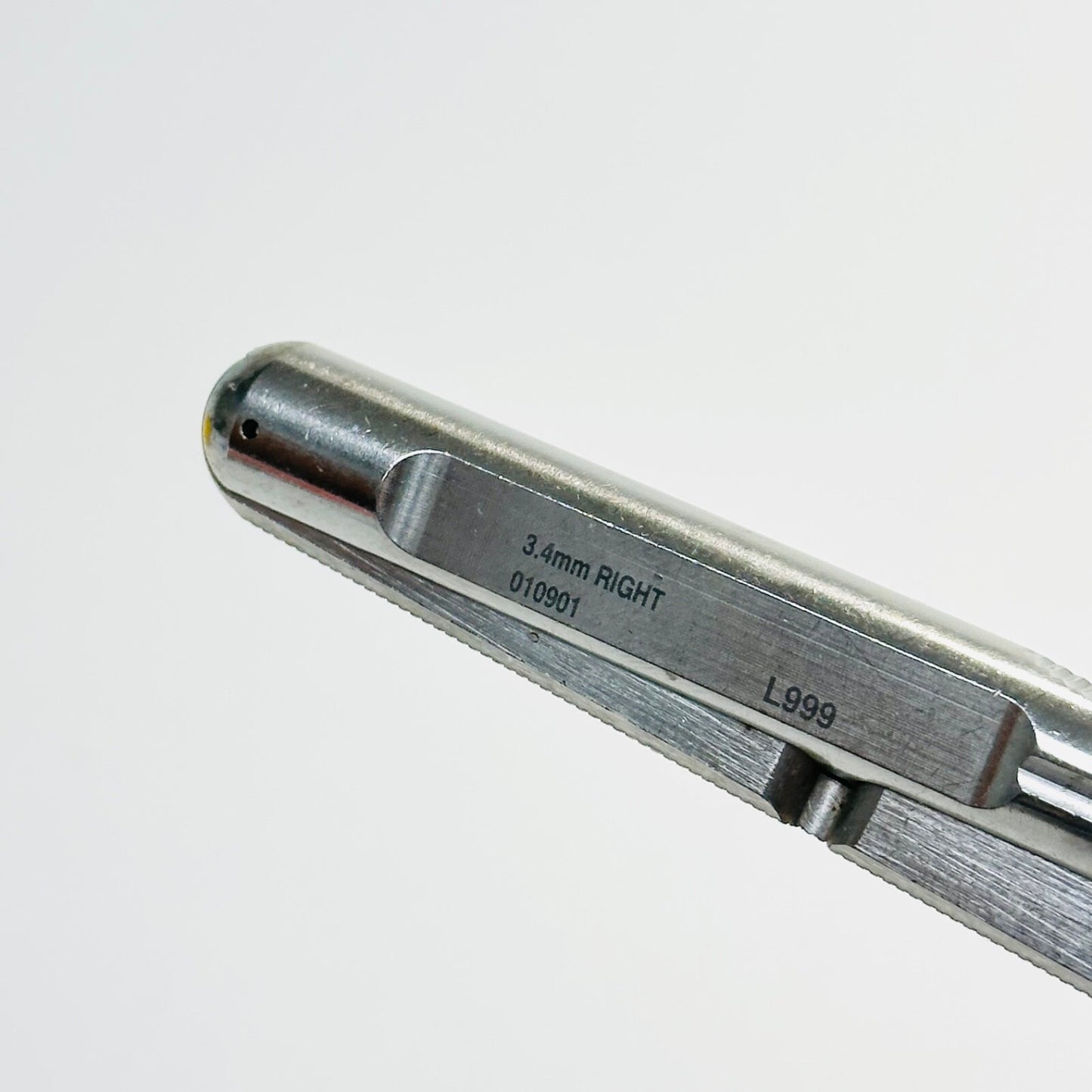ACUFEX 010901 Right Cigar Handle Punch 3.4 mm