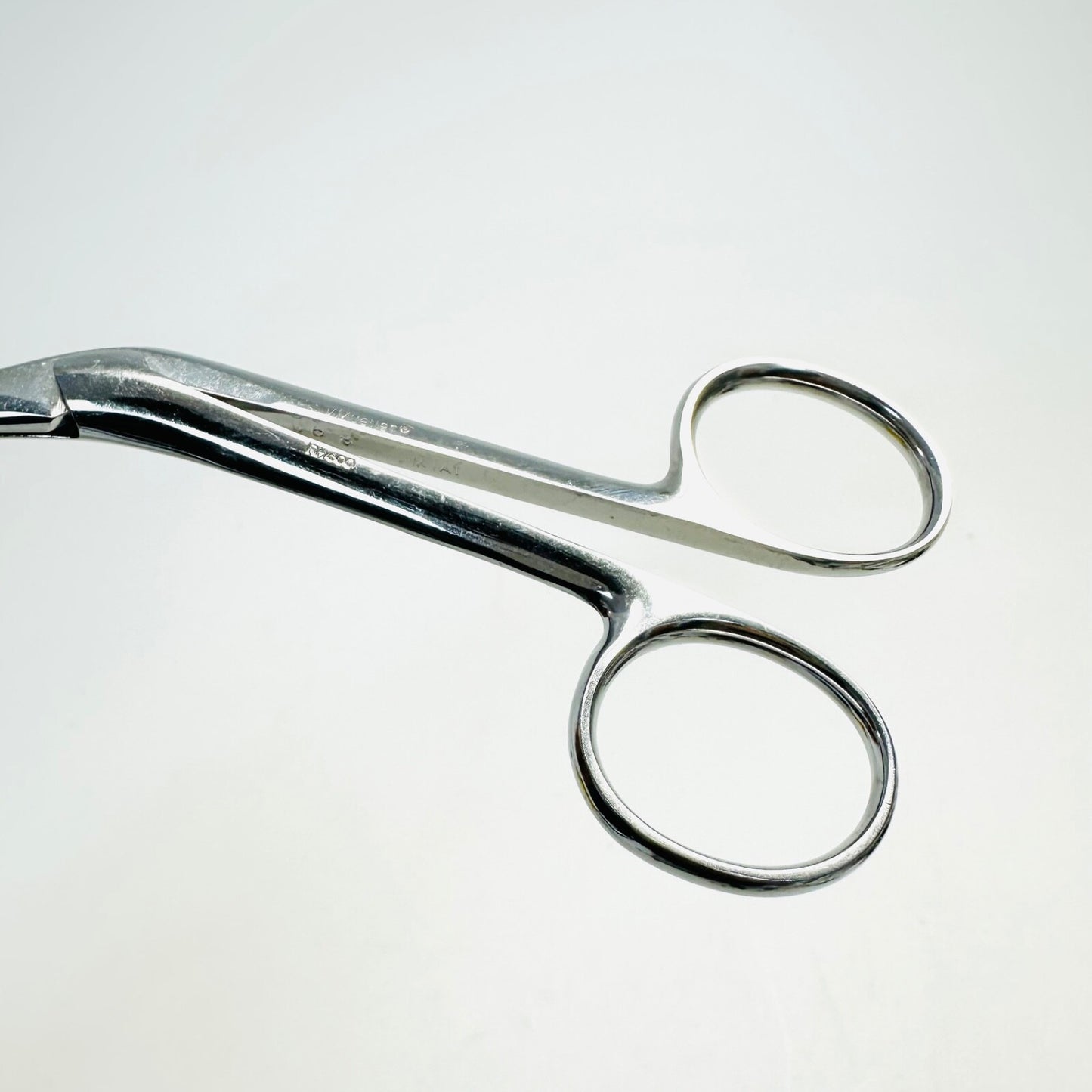 V. Mueller RH600 Knight Nasal Scissors, 6-3/4 in Stainless Steel Instrument