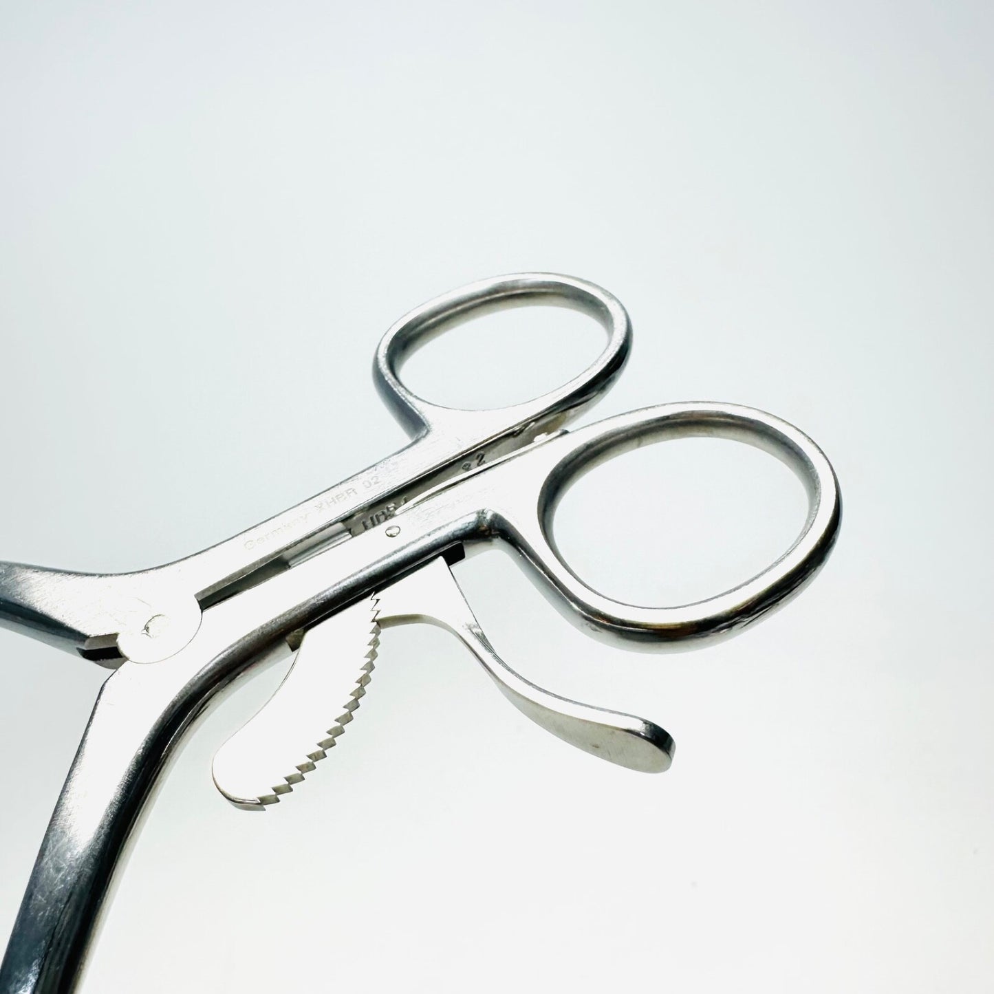 V. MUELLER GL500 Gelpi Self Retaining Perineal Retractor 7-1/4 Inch Instrument