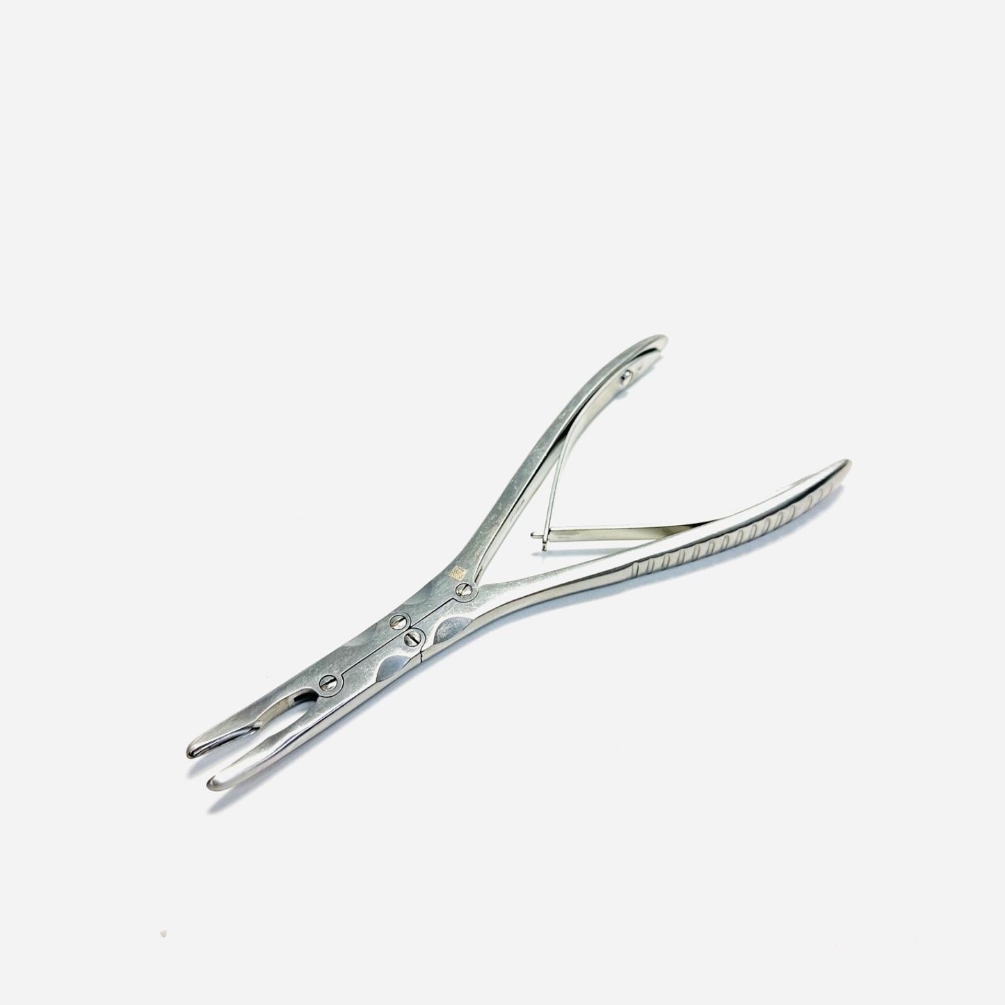 V. Mueller AU6790 Beyer Ronguer Forceps DBL ACT 4 X 15mm BITE Instrument