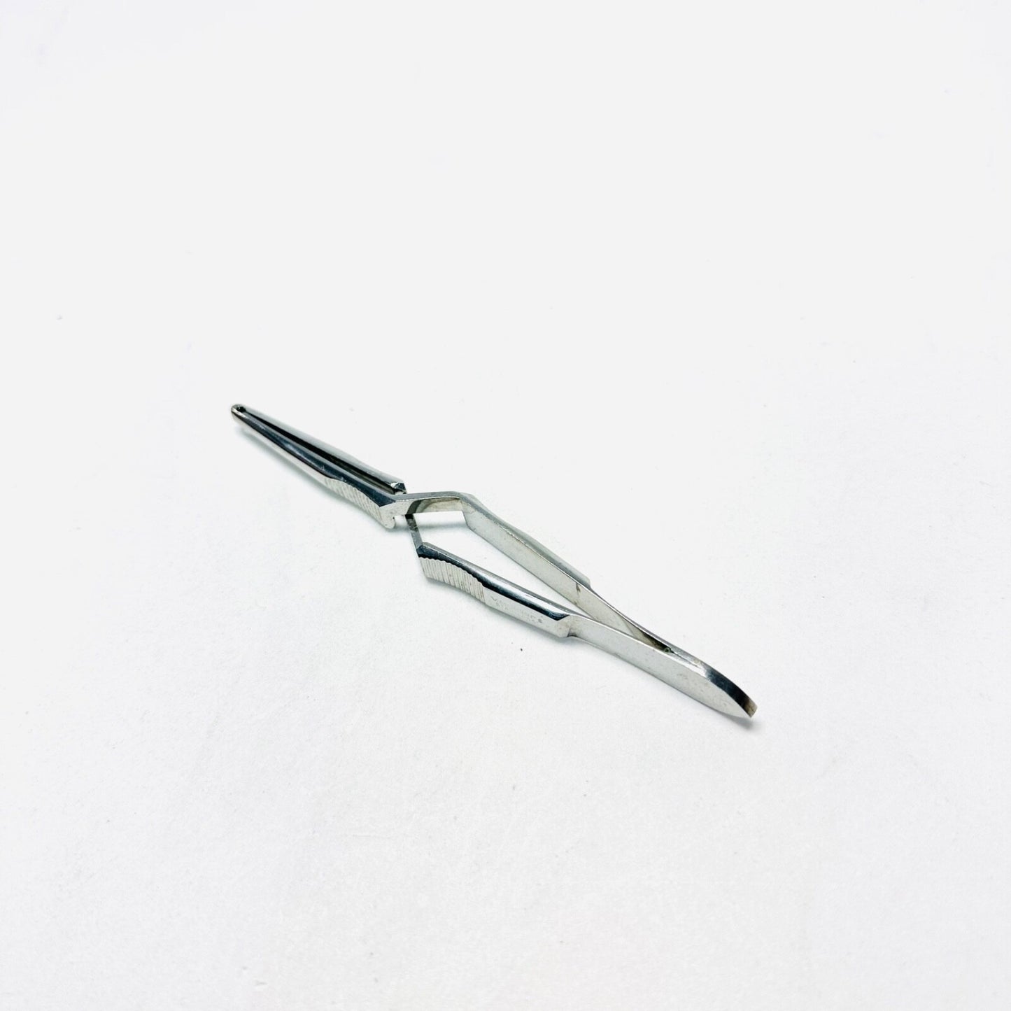 V. Mueller SN-375 Hagenbarth Clip Applying Cross-Action Forceps Instrument