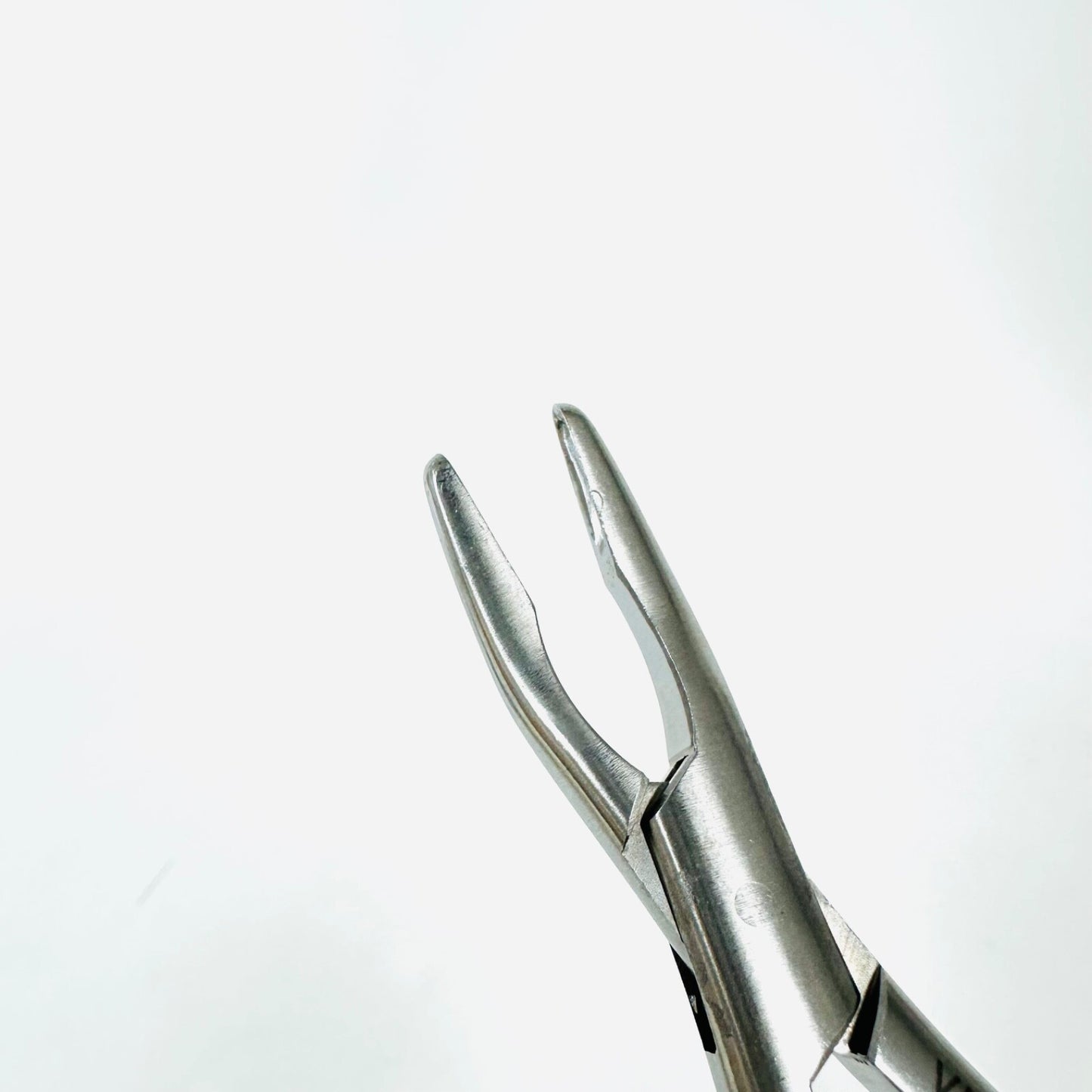V. Mueller VM37-1082 Curved Rongeur Reiner 4 X 7 mm Bite Instrument