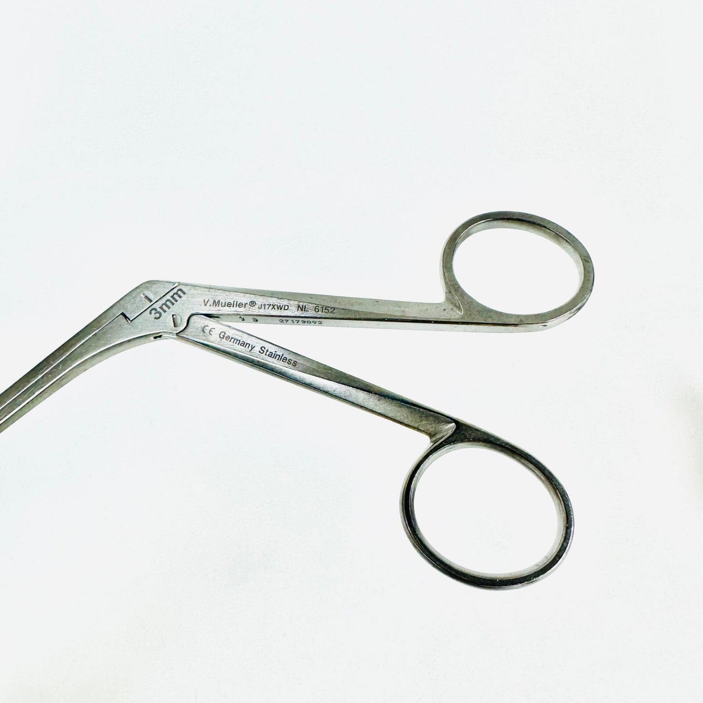 V. Mueller NL6152 Pituitary Rongeur Forceps 7 In Angled Down 3 X 10mm instrument