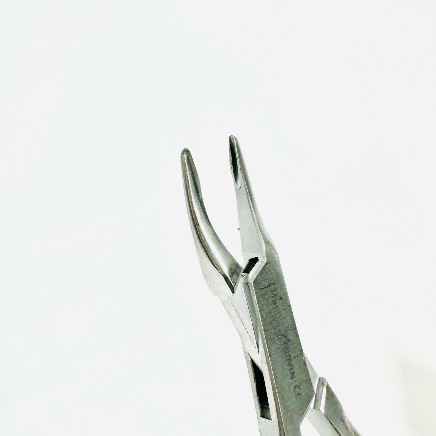 V. Mueller AU11355-02 Ronguer, Micro Friedman Curved 5 1/2" 1.3 X 5mm Instrument