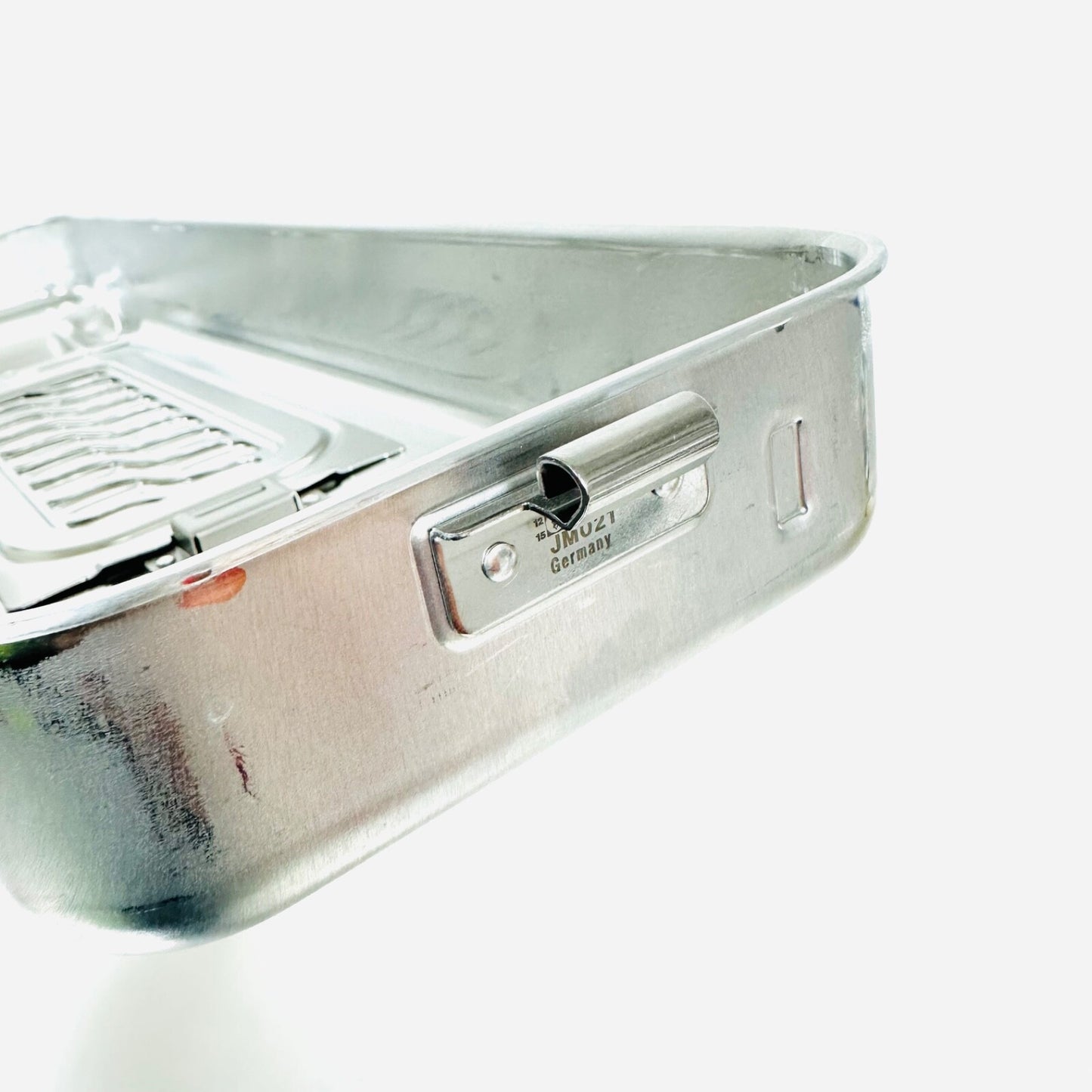 AESCULAP JM021 Extra Long Mini Container W/ Lid ( 20 X 5 1/2 X X 3 Inch )