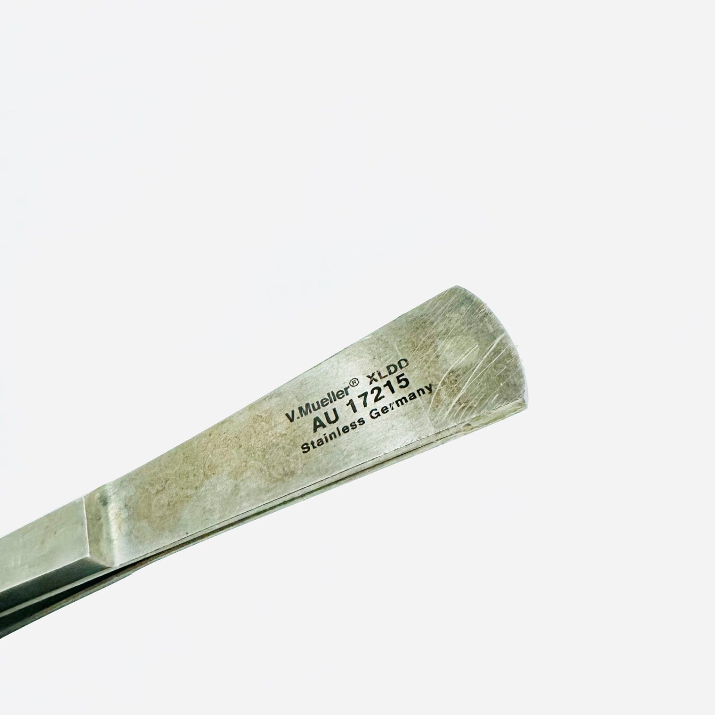 V. Mueller AU17215 Sheehy Ossicle Teeth Holding Clamp Forcep 4.75 in Instrument