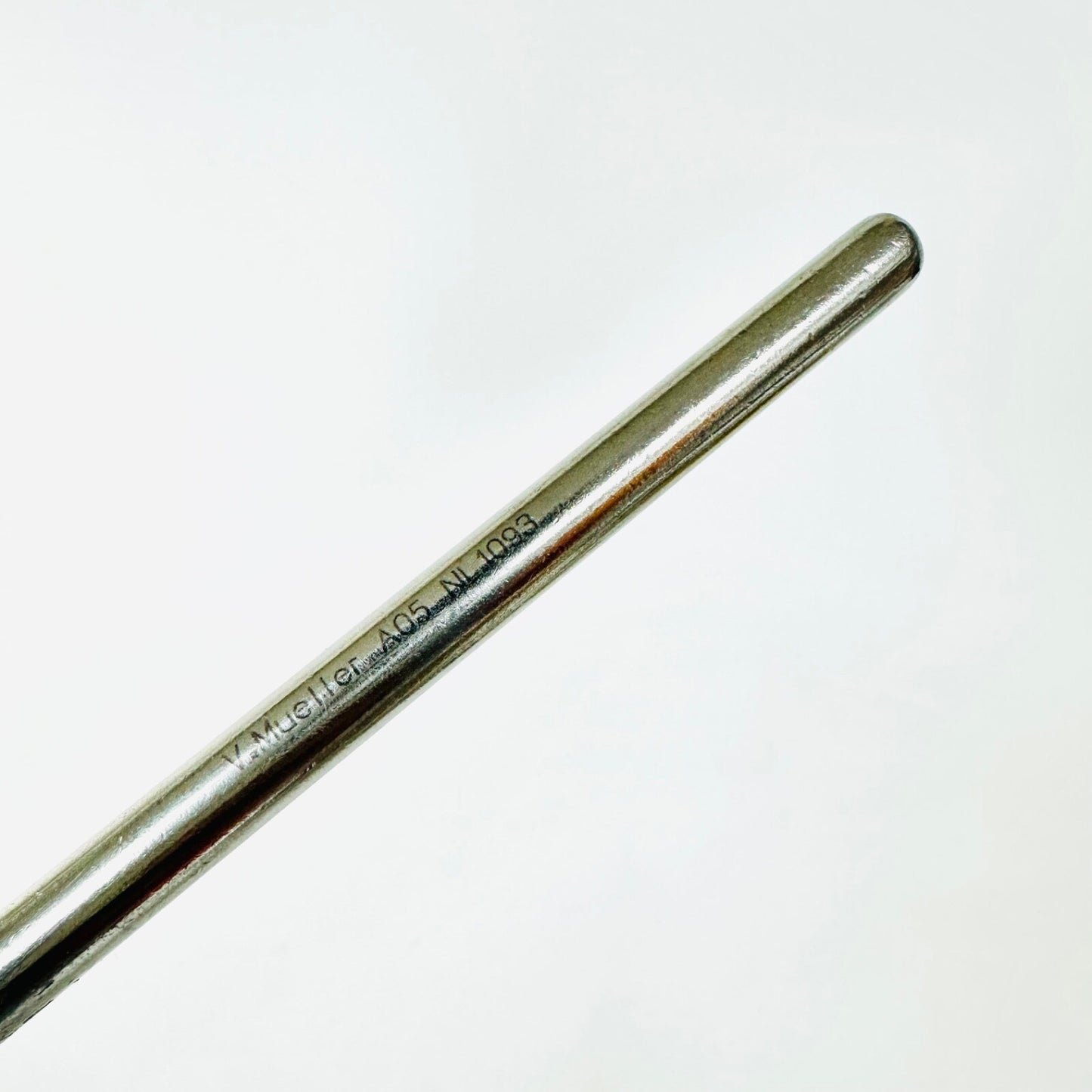 V. Mueller NL1093 Dissector, Penfield Semi-Curved #4 8.5" Instrument