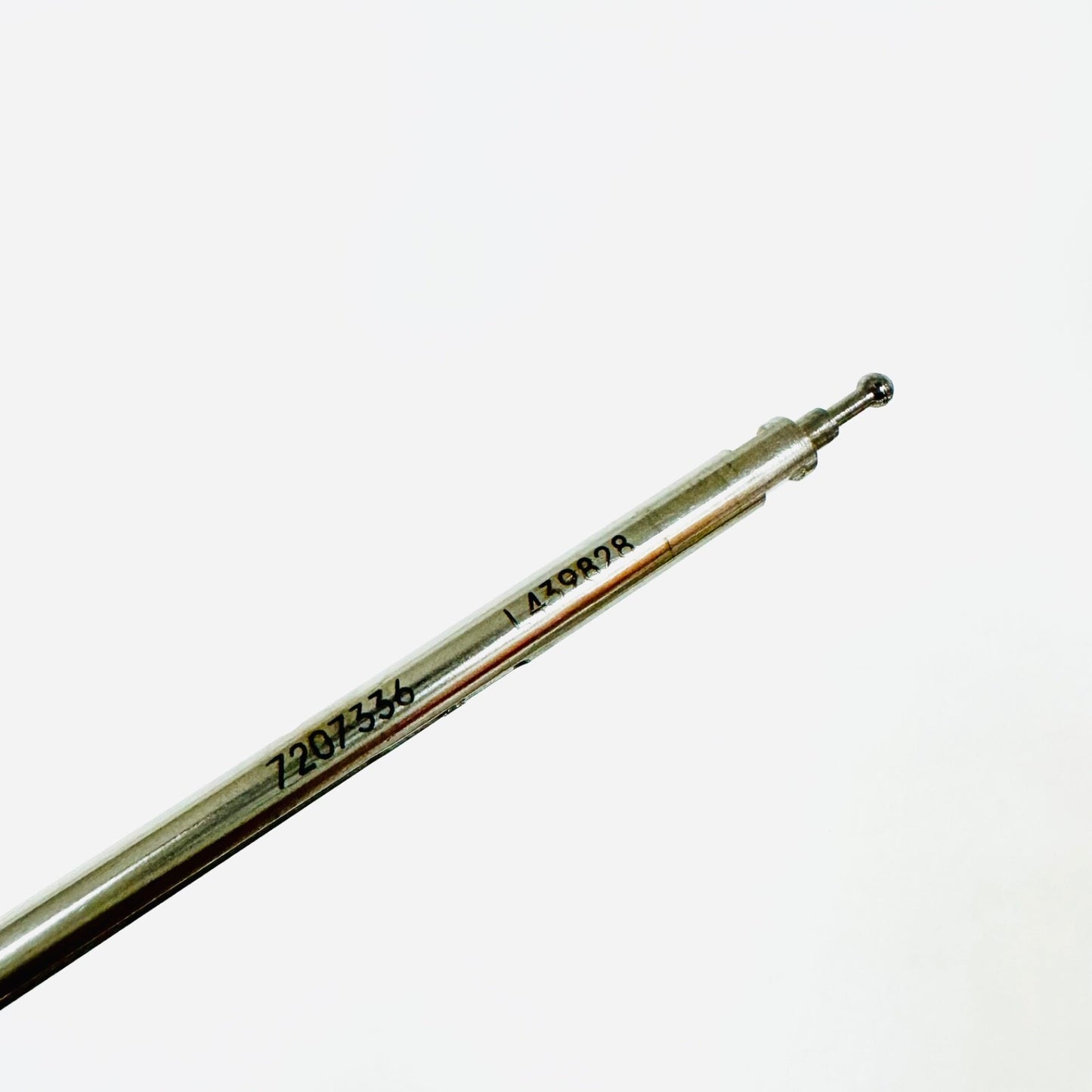 7207336 Fixation forceps Insert fenestrated, medium Serration 15" w/ Sheath