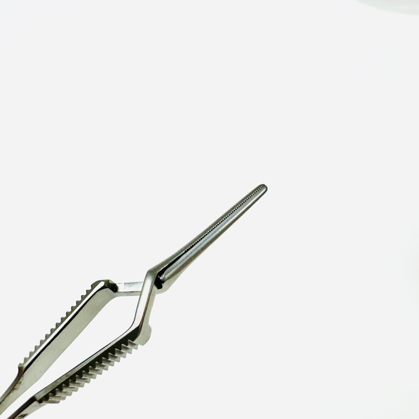Aesculap MB285R Diethrich Micro Bulldog Clamp Straight 2 1/4 Inch Instrument