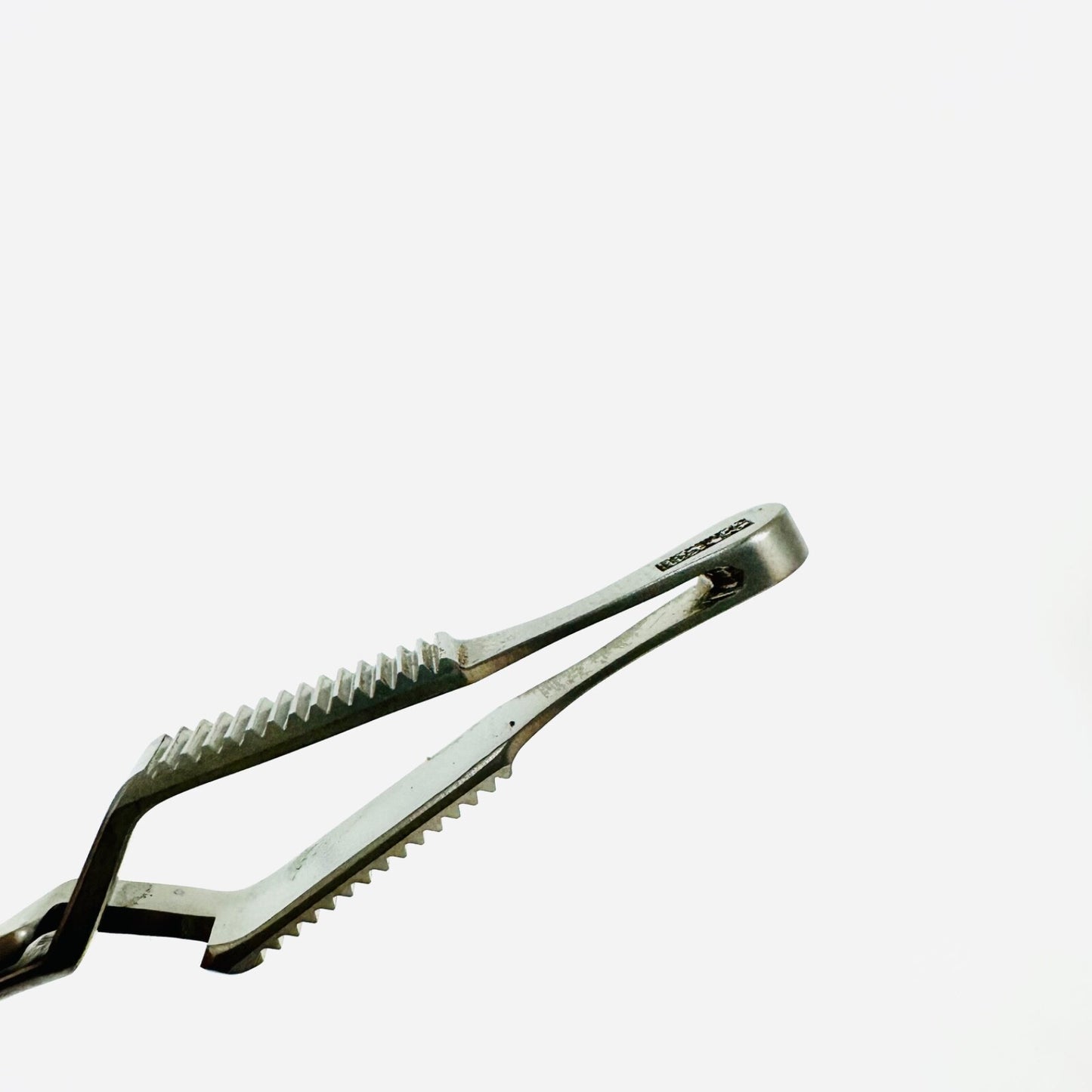 Aesculap MB285R Diethrich Micro Bulldog Clamp Straight 2 1/4 Inch Instrument