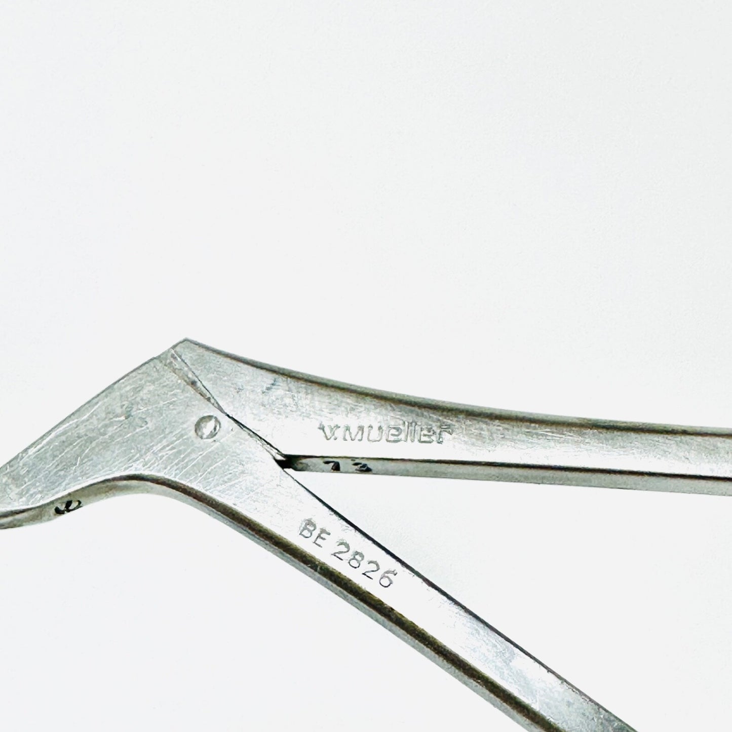 V. Mueller BE2826 Microlaryngeal Grasping Forceps Angled Left JACKO CUP 9-1/2 In