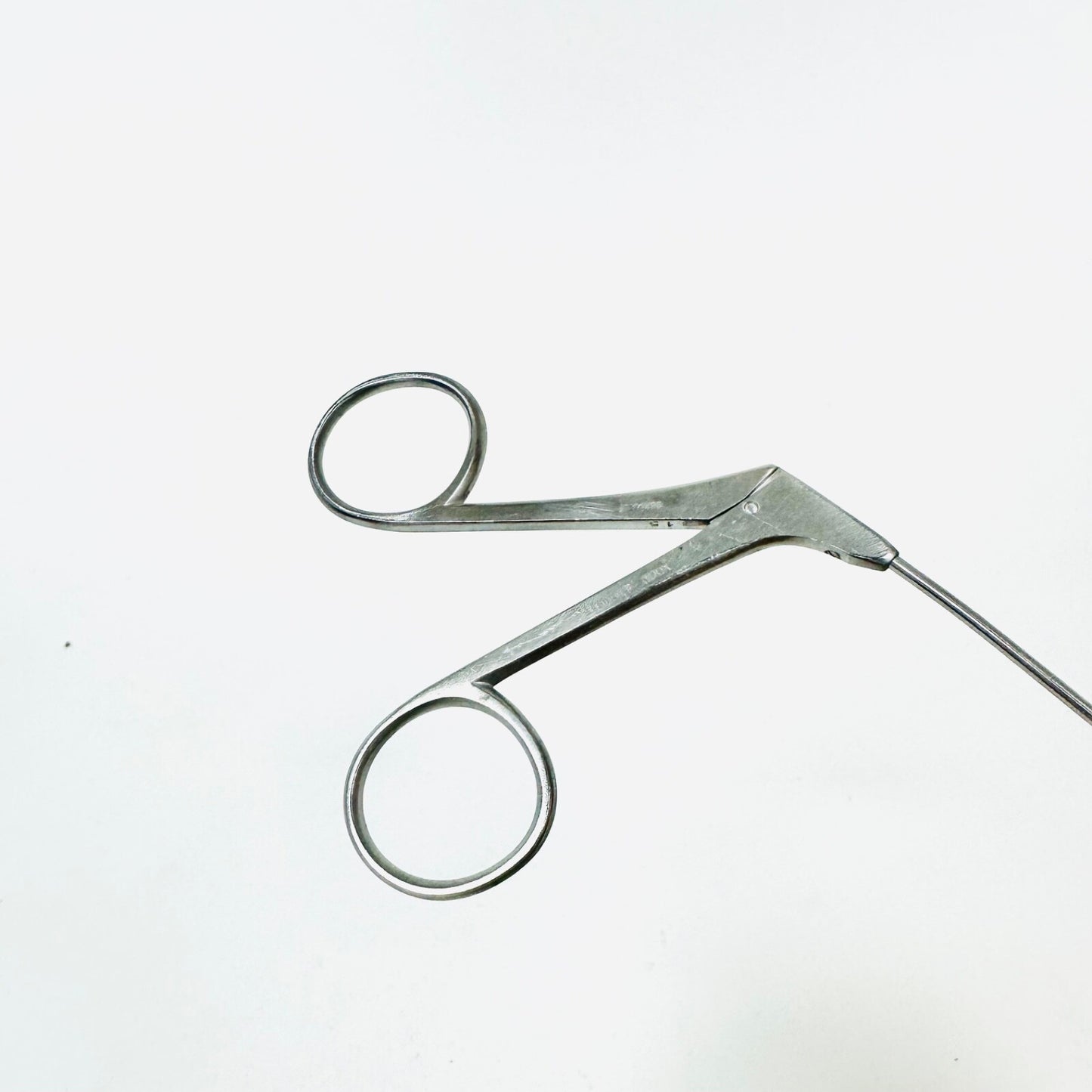 V. Mueller BE2825 Microlaryngeal Grasping Forceps Straight JACKO CUP 9-1/2 In