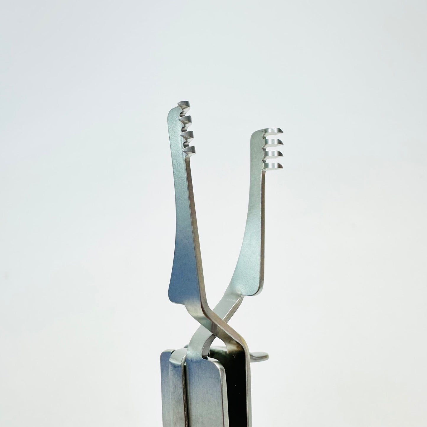 Aesculap BV015R Retractor (self-retaining) 100 mm (4") Instrument