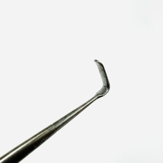 V. Mueller SU3785 Senn Retractor 6-1/4 Inch Instrument