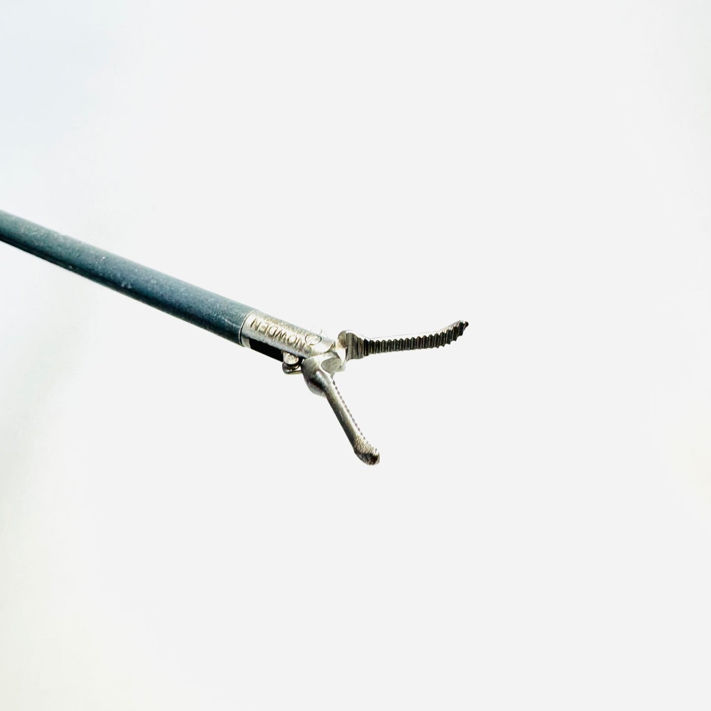 Snowden Pencer Mixter Laparoscopic Dissector Rotable Angled Monopolar Instrument