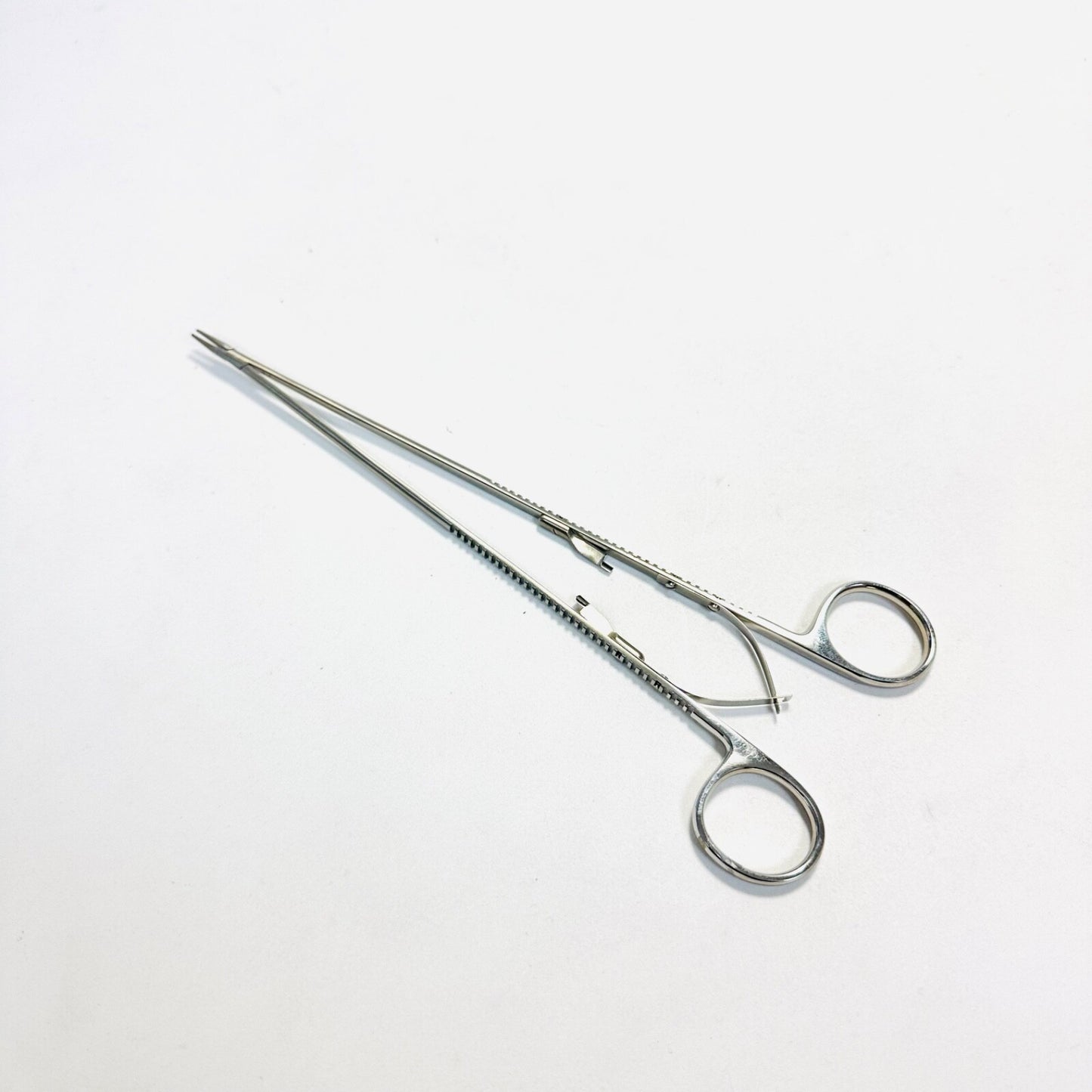 V. Mueller CH06152 Micro Needle Holder Delicate Touch Jacobson 8-1/4 Inch