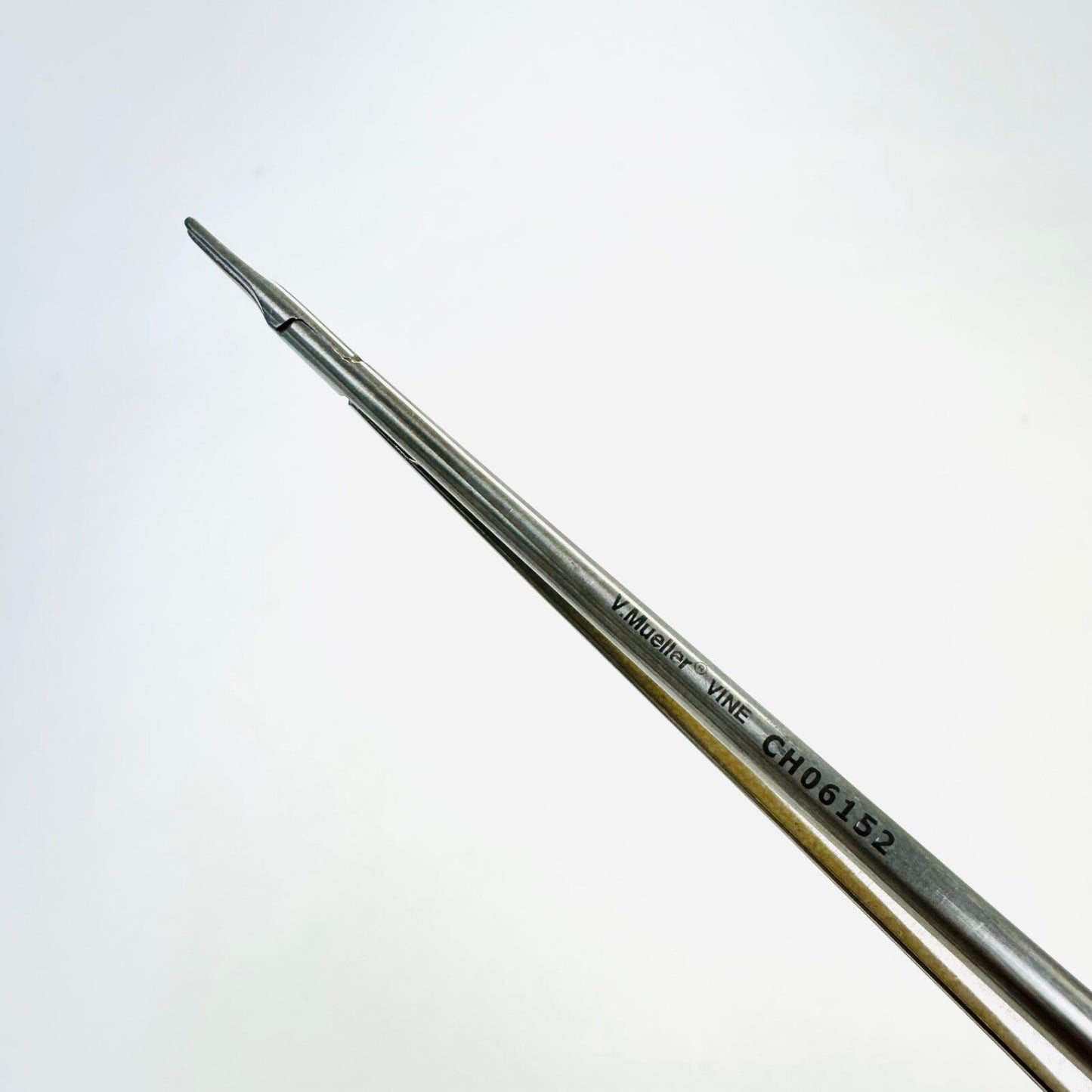 V. Mueller CH06152 Micro Needle Holder Delicate Touch Jacobson 8-1/4 Inch