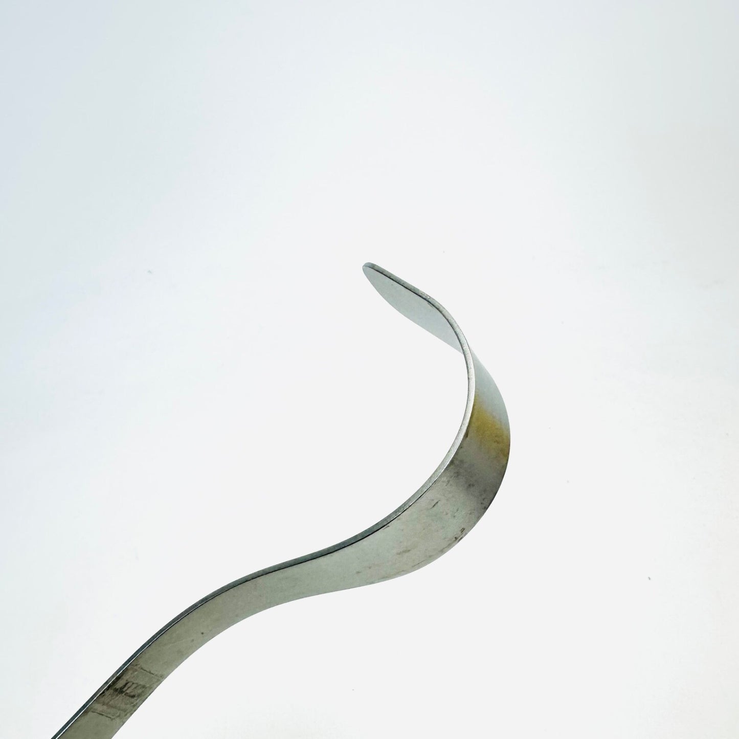 V. Mueller SU3300 RETRACTOR, DEAVER #1 BLADE 1" X 9" Instrument