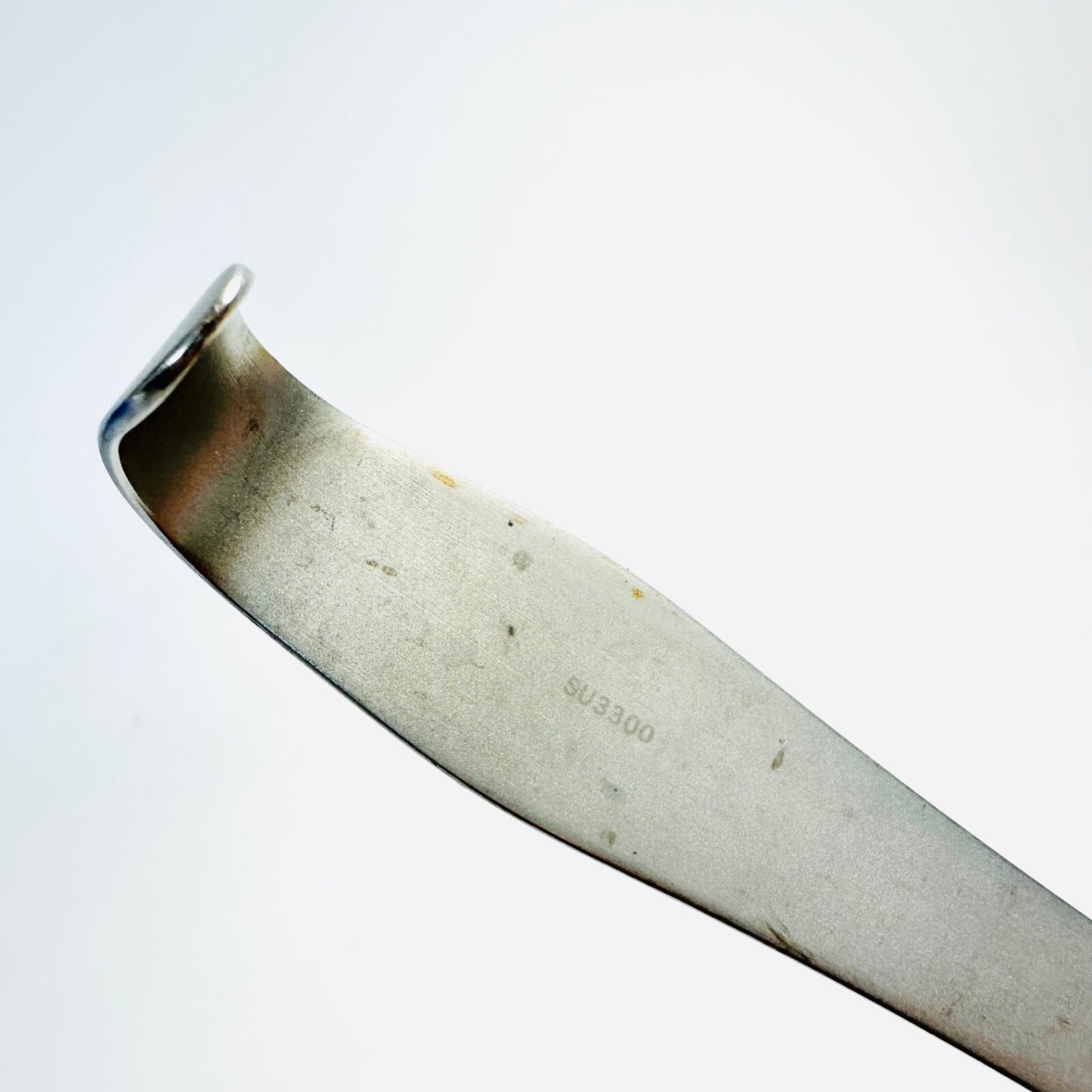V. Mueller SU3300 RETRACTOR, DEAVER #1 BLADE 1" X 9" Instrument