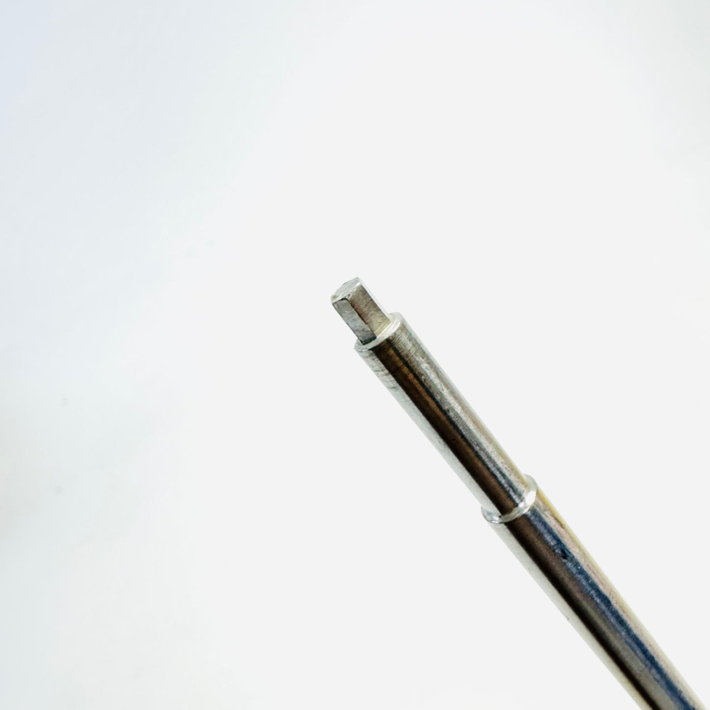 gSource 86.4595 Screwdriver 12€³ hexagonal 3.5mm with notch Instrument