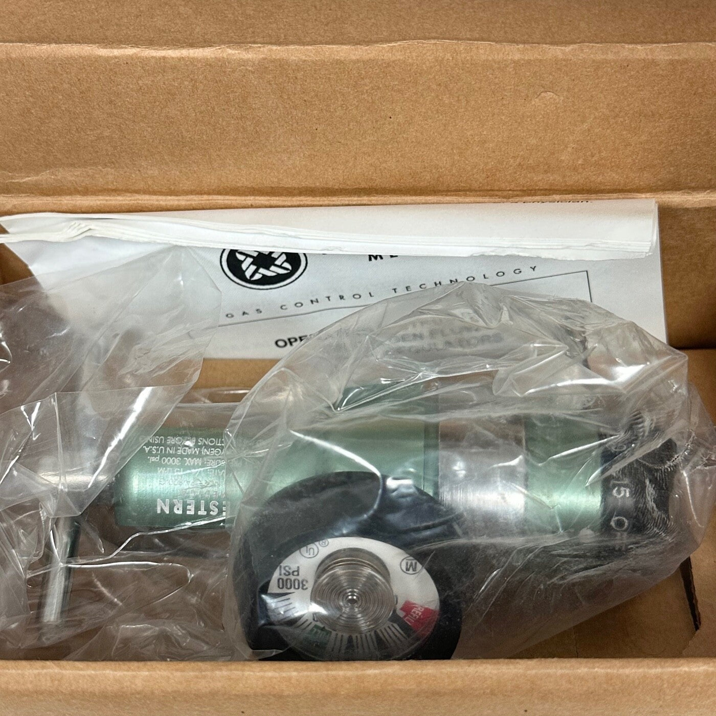 Western OPA-820-G OPA Series Regulator Flow Rate: 1/4 - 15 Lpm