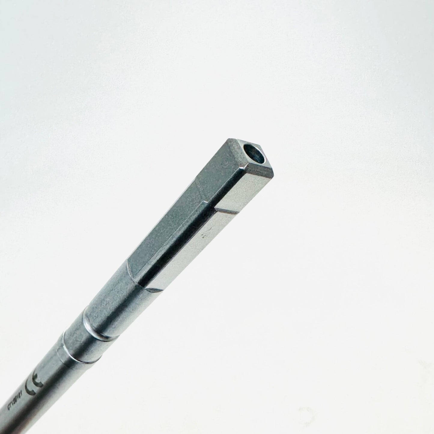 Medtronic 2343326M Threaded Post Screwdriver Instrument