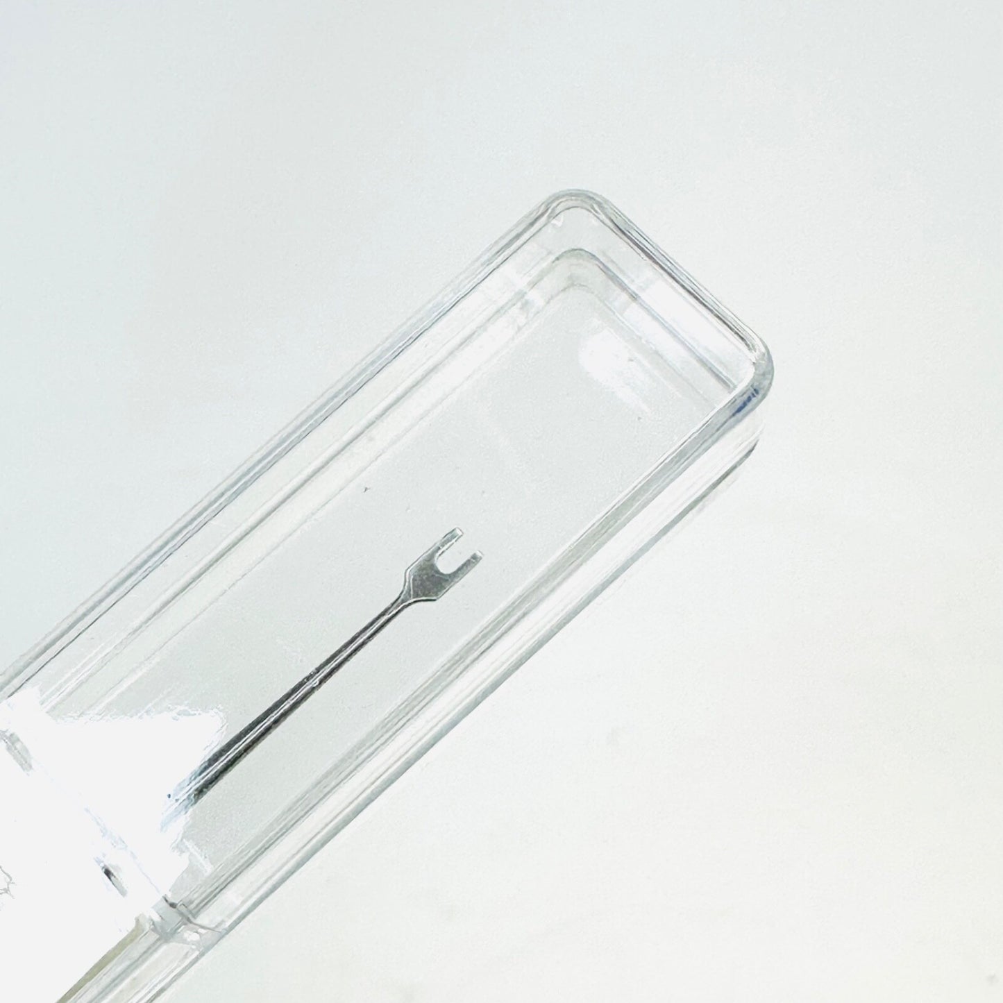 INTEGRA P5225 Padgett Guthrie Hook 2-Prongs, Sharp, 3mmmm, 5-1/8"