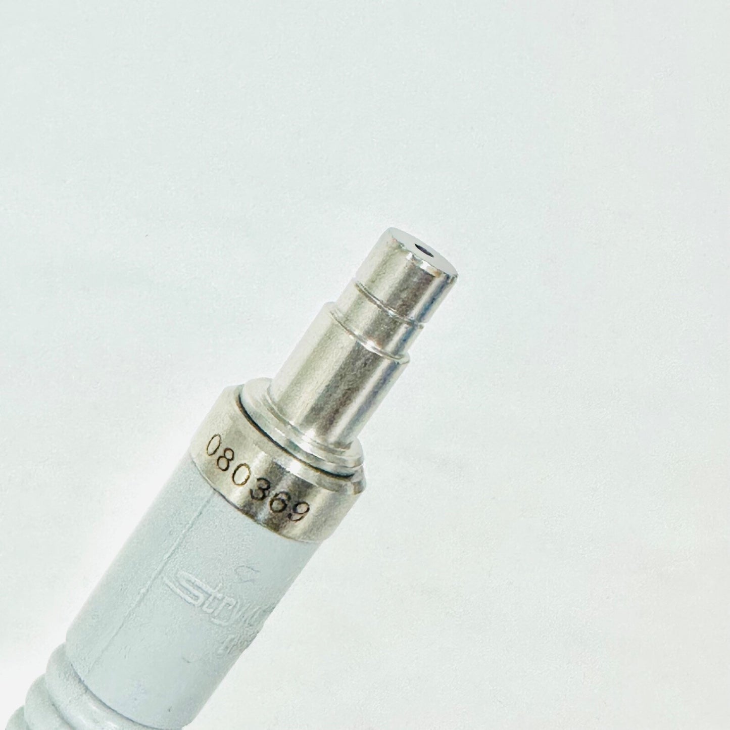 Stryker 233-050-067 Fiberoptic Light Cable 2.0 mm x 7.5 ft