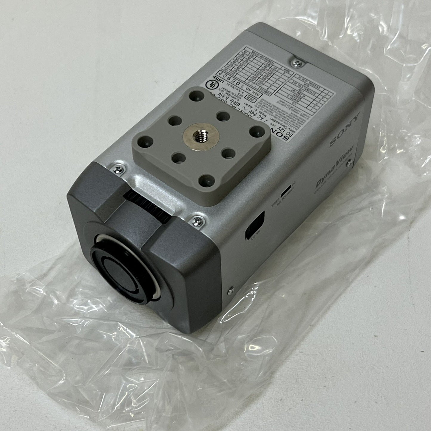 Sony SSC-DC593 DynaView Color Video Camera