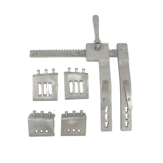 V. Mueller REF CH1242 BURFORD Rib Spreader Aluminum arms and Four Blades