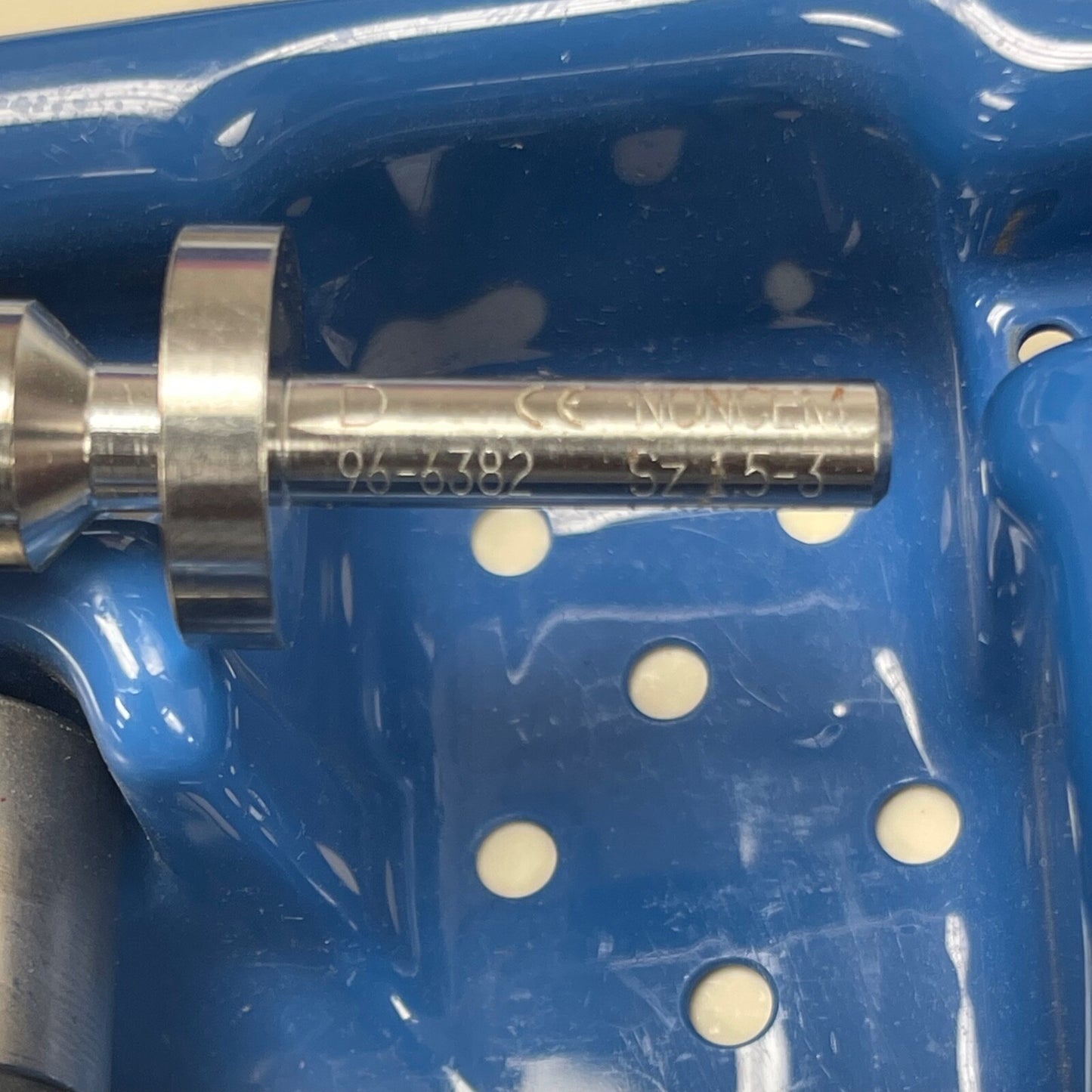 Depuy Orthopedics Non Cemented Modular Punch Instruments With Tray