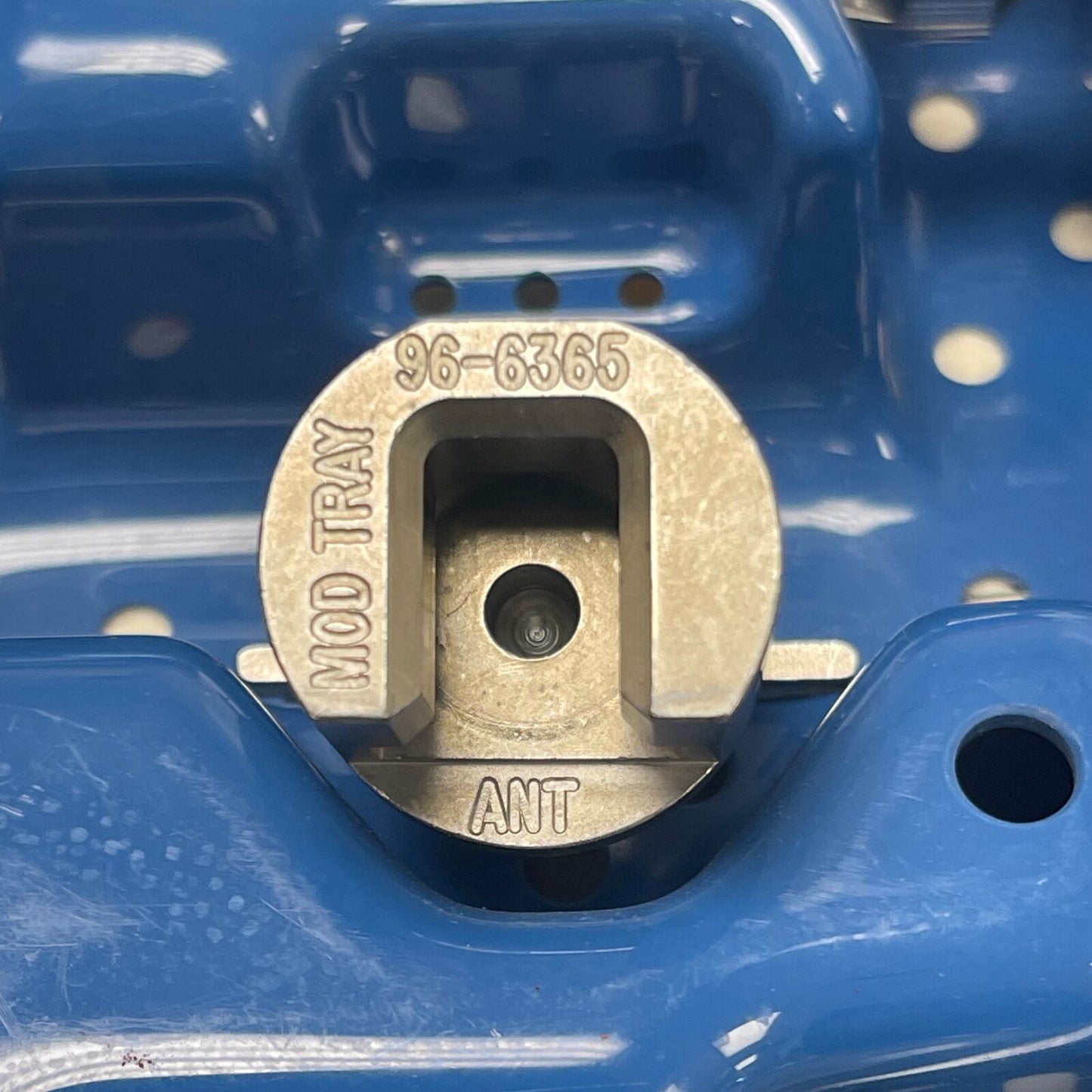 Depuy Orthopedics Non Cemented Modular Punch Instruments With Tray