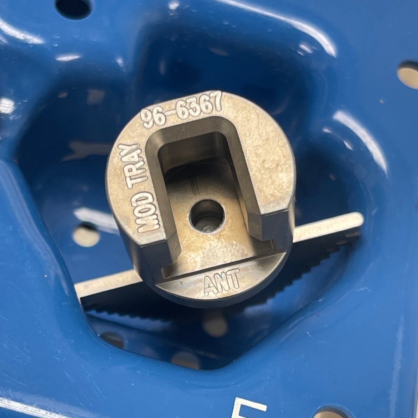 Depuy Orthopedics Non Cemented Modular Punch Instruments With Tray