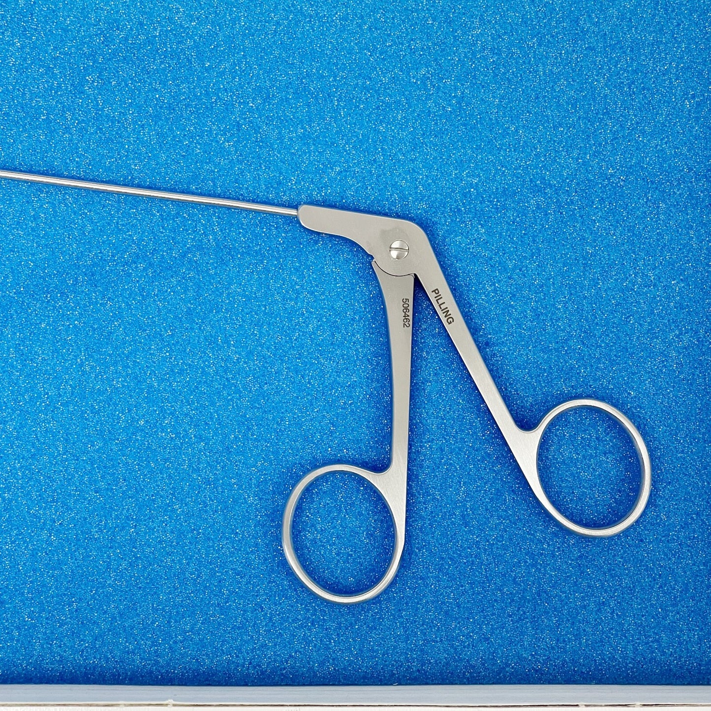 Pilling REF 506462 Jako-Kleinsasser Micro Laryngeal Cup Forceps Angled Up