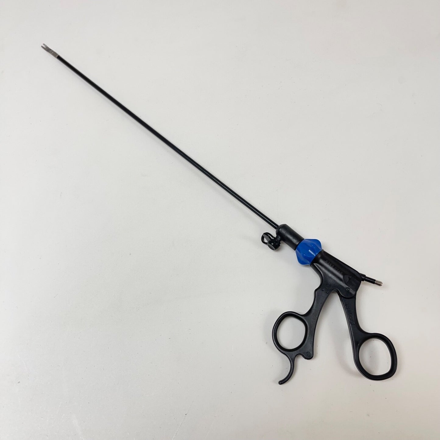 R. WOLF 8393.0248 Scissors, Metzenbaum, "Grip Line", 5 mm A˜, 310 mm WL W/ Handle