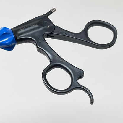 R. WOLF 8393.0248 Scissors, Metzenbaum, "Grip Line", 5 mm A˜, 310 mm WL W/ Handle