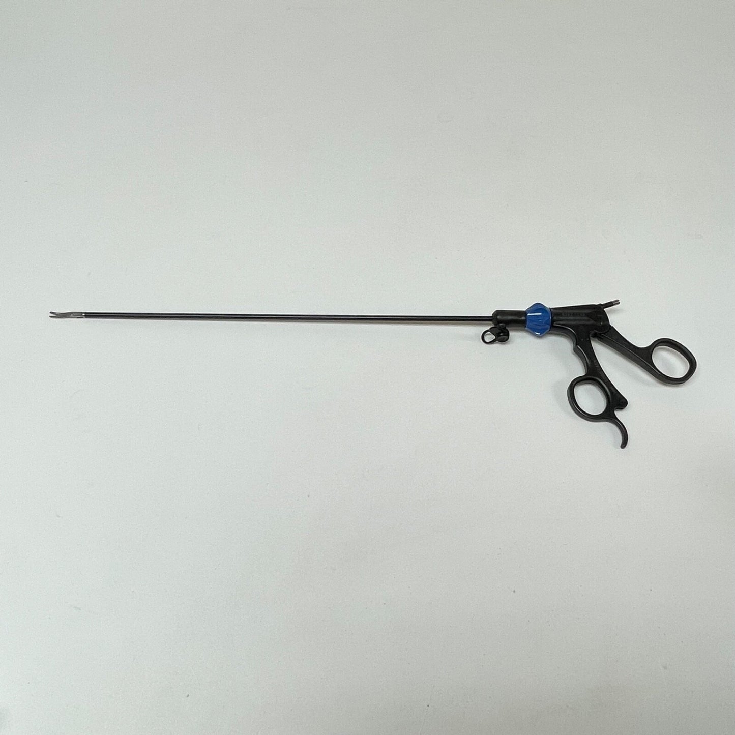 R. WOLF 8393.0248 Scissors, Metzenbaum, "Grip Line", 5 mm A˜, 310 mm WL W/ Handle